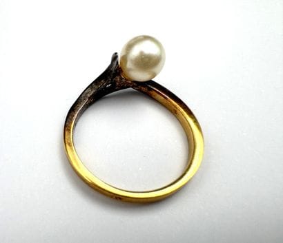 Bague vermeil et perles 1,8 g brut env 
taille...