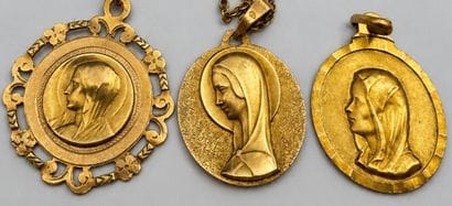 Chaîne et médaille or 18k 