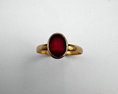 Petite bague or et pierre fantaisie 1,8 g...