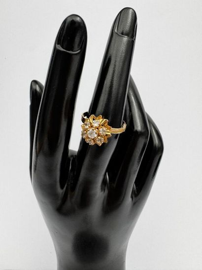 Bague or simili diamants 2,6 g brut
taille...