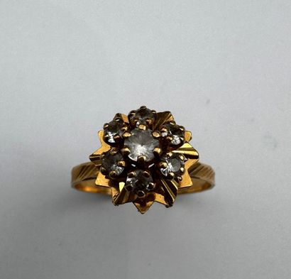 Bague or simili diamants 2,6 g brut
taille...