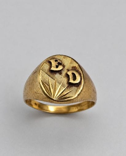 Chevalière or 9 k 3,4 g env monogrammée 
