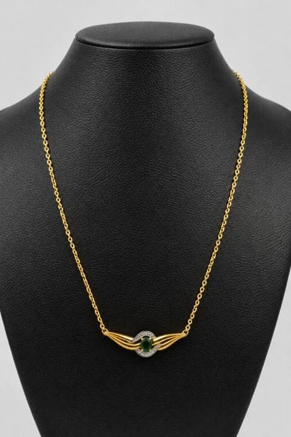 Collier or et petite émeraude 2,8 g brut...