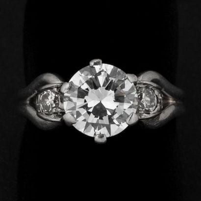 Bague diamants taille brillant , central...