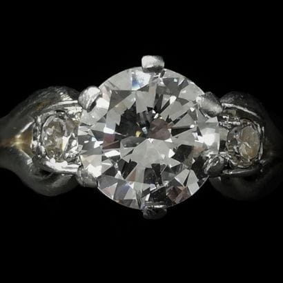Bague diamants taille brillant , central...