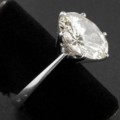 Bague diamant taille brillant, 6,98 carats,...
