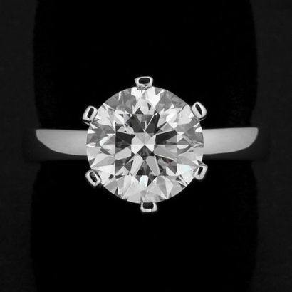 Bague diamant taille brillant 3,23carats,...