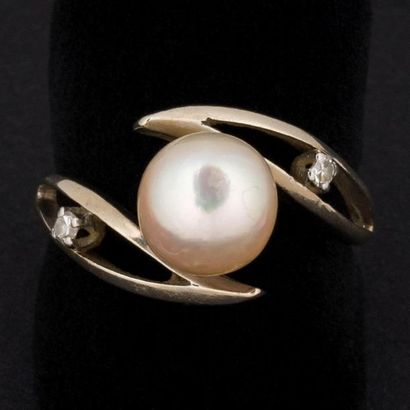 Bague perle de culture diamétre environ 8...