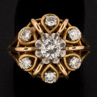 Bague marguerite diamants taille brillant,...