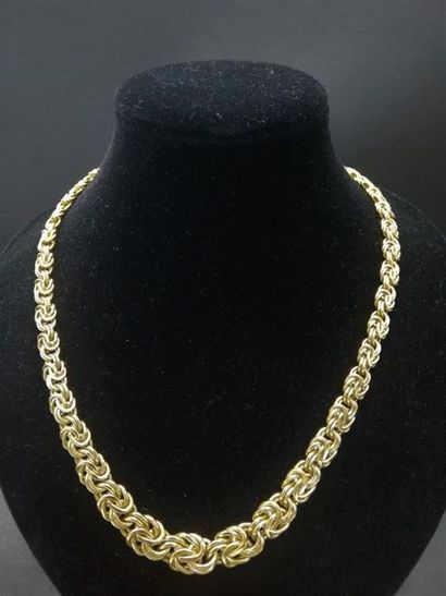 (AC) Collier en chute en or maille souple
Poids:...