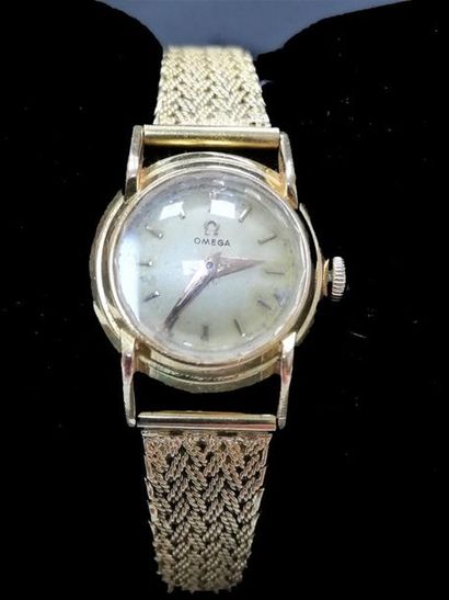OMEGA, montre de dame, boitier et bracelet...