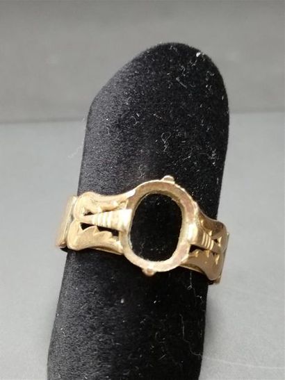 Monture de bague en or 
Poids: 5.5 g 
* Vendu...