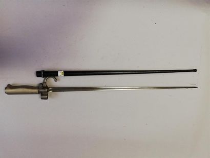 Baïonnette réglementaire française de fusil...
