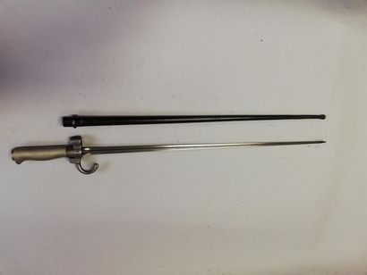 Baïonnette réglementaire française de fusil...