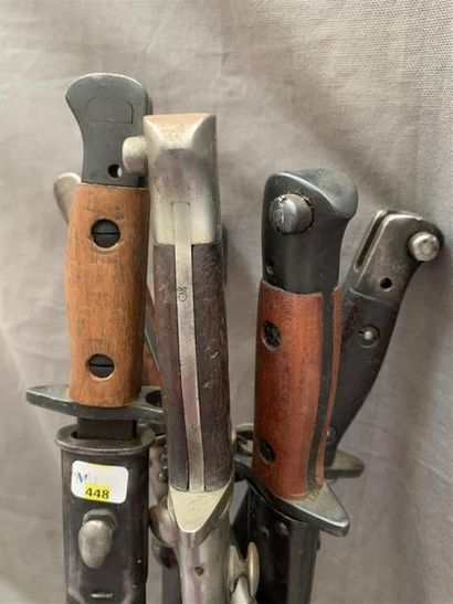 Lot de six baïonnettes britanniques pour...
