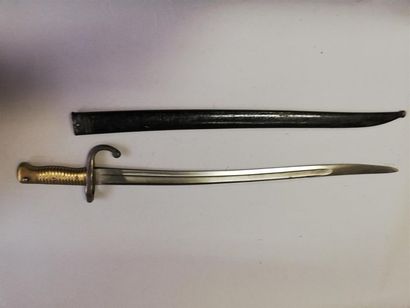 Baïonnette lame yatagan de fsuil Remington...