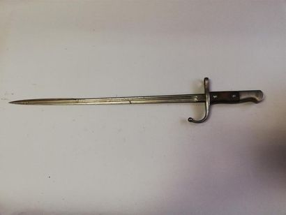 Baïonnette turque, poignée type 1890, lame...