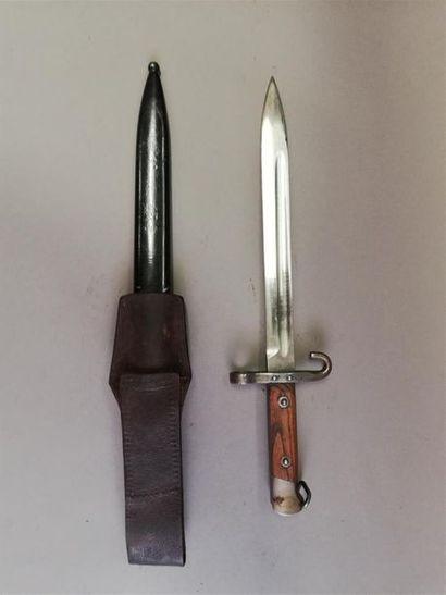 Baïonnette autrichienne modèle 1895 de sous-officier....