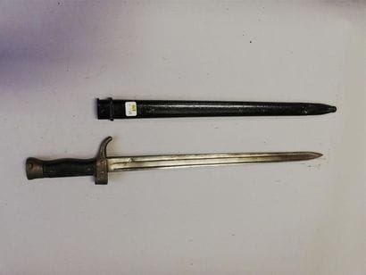 Baïonnette réglementaire française de mousqueton...