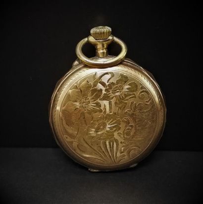 Montre de col en or .
Poids brut :19.6 g...