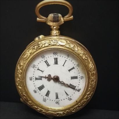 Montre de col en or 
Poids brut : 21.3 g....