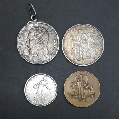 lot comprenant une 10 pièce de 10 fr argent...