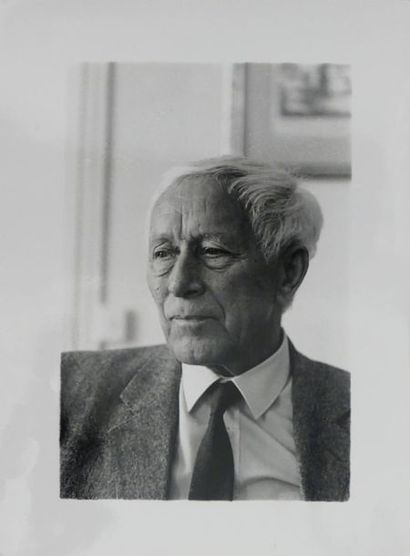 JÜNGER (Ernst). PORTRAIT PHOTOGRAPHIQUE de...