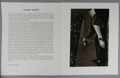 [PHOTOGRAPHIE]. MUÑOZ (Isabel). EN JAMBES....