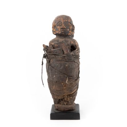 FON- BENIN 

Fétiche composé de deux personnes...