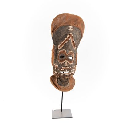 TCHOKWE- ANGOLA 

Masque éphémère de cérémonie...