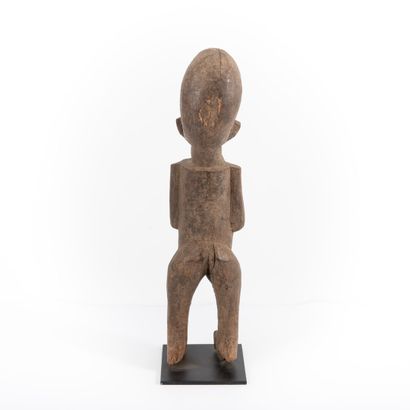 LOBI- BURKINA FASO

Batéba, personnage féminin...