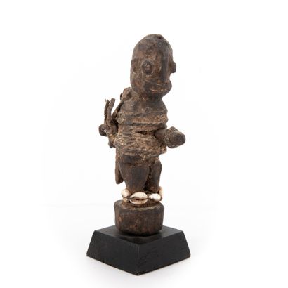 FON- BENIN 

Powerful little protection fetish...