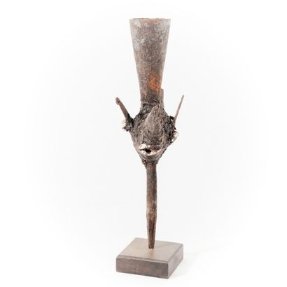 .FON- BENIN 

Magic object composed of a...