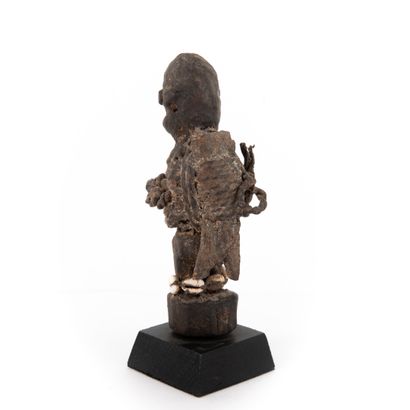 FON- BENIN 

Powerful little protection fetish...