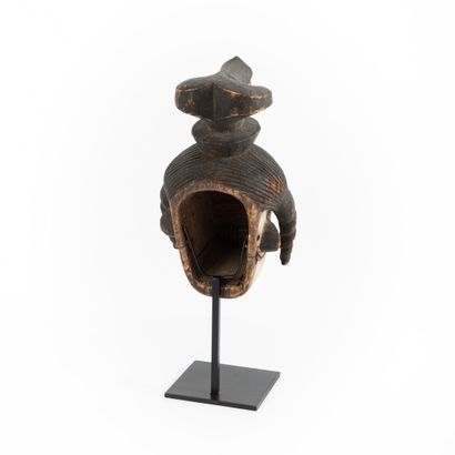 OGONI- NIGERIA 

Ancien masque 