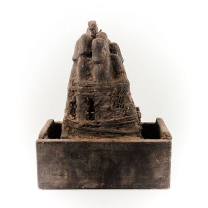 FON- BENIN 

Altar dedicated to LECBA, the...