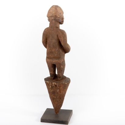 FON - BENIN 

Ancien poteau 