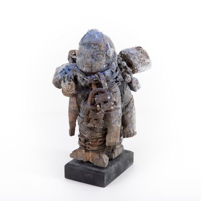 NAGO- BENIN 

Couple embraced, bound by a...
