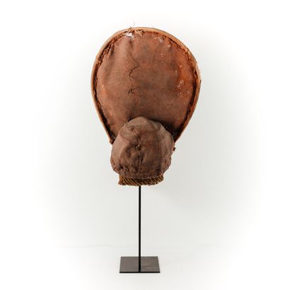TCHOKWE- ANGOLA 

Masque éphémère de cérémonie...
