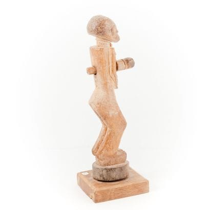 FON - BENIN 

Petit personnage féminin en...