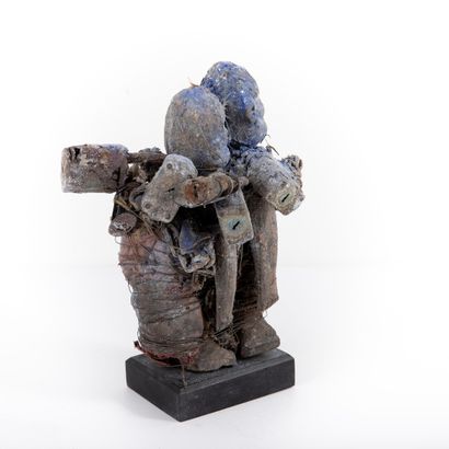 NAGO- BENIN 

Couple embraced, bound by a...