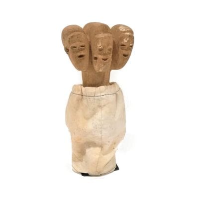 FON-BENIN 

Four-headed character, one of...