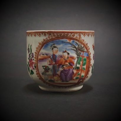 China



Porcelain sugar pot body with polychrome...