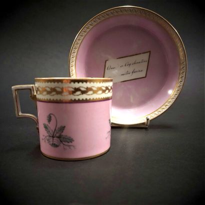 Vienna



Cup litron and a saucer in porcelain...