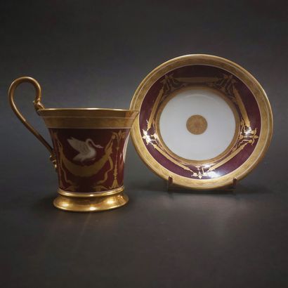 Sevres



Jasmine cup and saucer in porcelain...