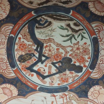 Japan 



Large octagonal porcelain dish...