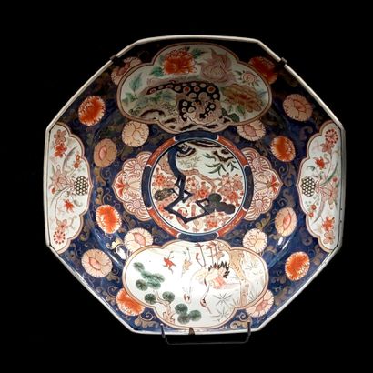 Japan 



Large octagonal porcelain dish...