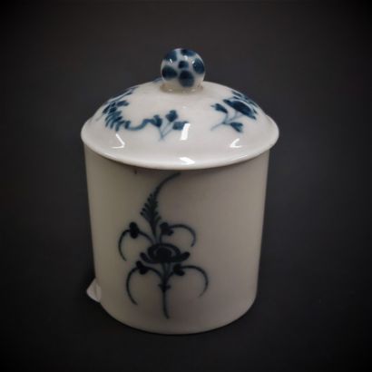 Paris



Covered ointment jar in hard porcelain...