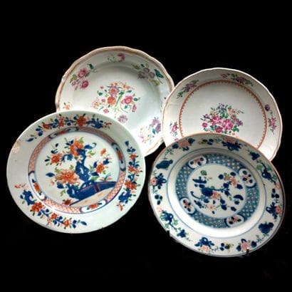 China



Set of three plates and a bowl with...