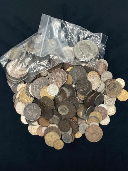 Set of various coins in bronze and silver,...